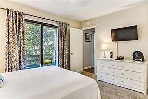 Newly Renovated Condo with Easy Access to Pool and Tennis Courts by Re