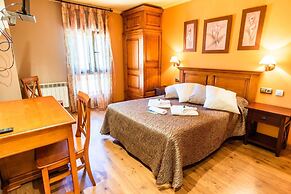 Hotel Peña Pandos