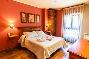 Hotel Peña Pandos