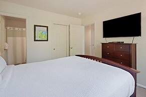 Old Mill Magic 2 Bedroom Townhouse by RedAwning