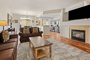 Old Mill Magic 2 Bedroom Townhouse by RedAwning