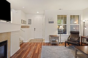 Old Mill Magic 2 Bedroom Townhouse by RedAwning