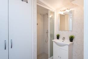 Old Town Center Studio Apartments