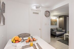 Old Town Center Studio Apartments