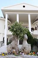 Meryem's Hotel
