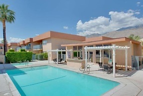 Americana Gardens 118    *30 Day Minimum 2 Bedroom Condo by RedAwning