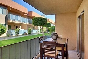 Americana Gardens 118    *30 Day Minimum 2 Bedroom Condo by RedAwning