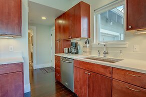 Surfsup!   *30 Day Minimum 3 Bedroom Home by RedAwning