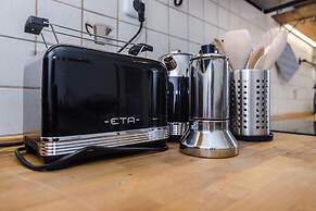 APT Prague Ch. Bridge by Michal&Friends