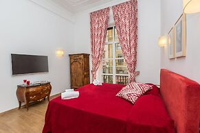Prestigious Apartment Via Barberini