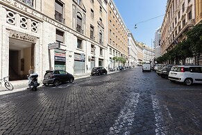 Prestigious Apartment Via Barberini