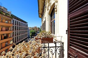 Prestigious Apartment Via Veneto