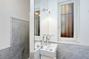 Prestigious Apartment Via Veneto