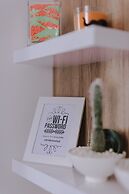 Apartment British Square