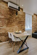 Apartment British Square