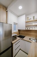 Apartment British Square