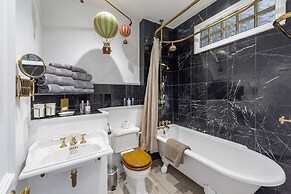 Duke Street City Center Apartment