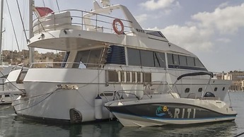 Riti Yacht