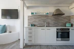 For All Seasons Mansion