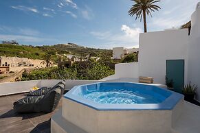 For All Seasons Mansion