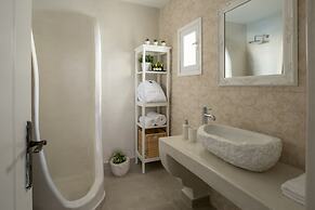 For All Seasons Mansion