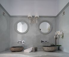 For All Seasons Mansion