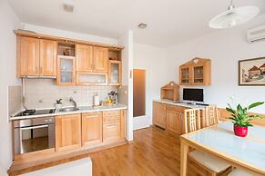 Galileo Apartment