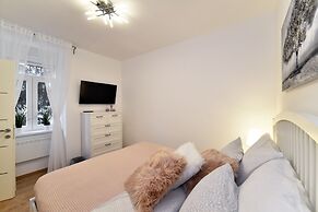 First Choice Centar - Primorska