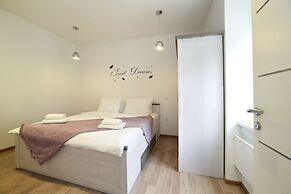 First Choice Centar - Primorska