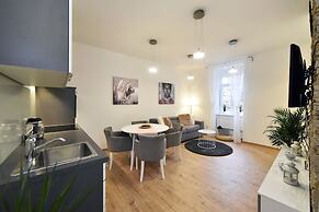 First Choice Centar - Primorska