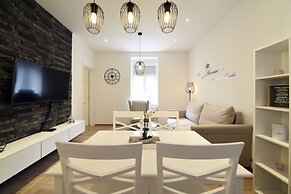 First Choice Centar - Primorska