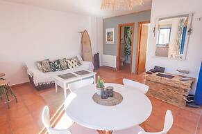 Beach House with Balcony and ocean view