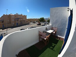 Beach House with Balcony and ocean view