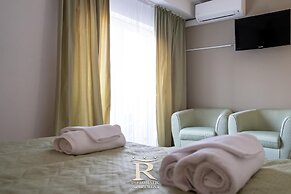 Apartment Family Rivulus