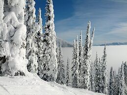 Morning Eagle #207 1 Bedroom Condo