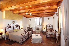 Serravalle Relais & Country Villa