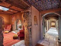The Inn of The Five Graces
