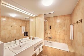 Golfhotel Bodensee by Michael Ritter