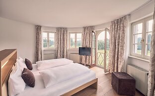 Golfhotel Bodensee by Michael Ritter