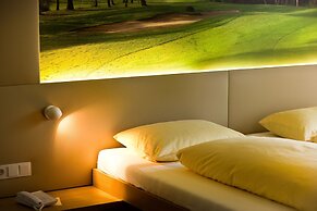 Golfhotel Bodensee by Michael Ritter