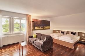 Golfhotel Bodensee by Michael Ritter