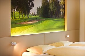 Golfhotel Bodensee by Michael Ritter