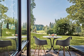 Golfhotel Bodensee by Michael Ritter
