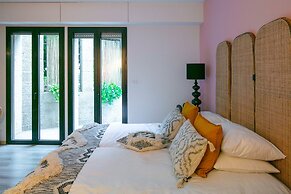 Jacuzzi & Secret Garden in David's Village by FeelHome