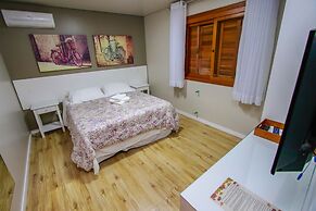 Pousada Caminho dos Plátanos