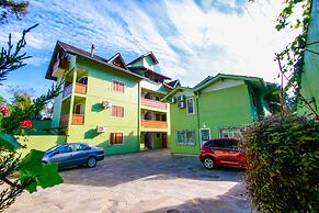 Pousada Caminho dos Plátanos