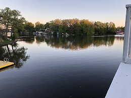 Alexanders Landing
