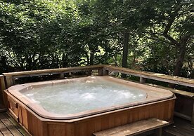 Sutton Spring Art Retreats