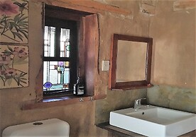 Sutton Spring Art Retreats