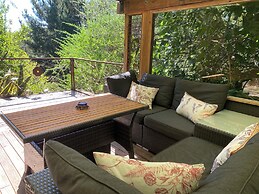 Sutton Spring Art Retreats